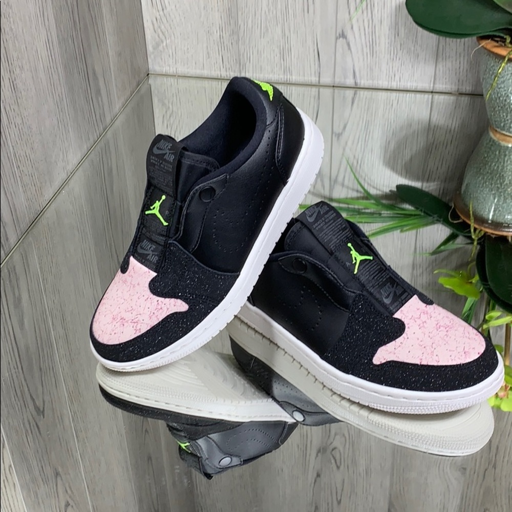 ❤️ WMNS NIKE NIKE AIR JORDAN 1 RETRO LOW SHOES